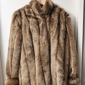 Fun fur - Faux Fox coat